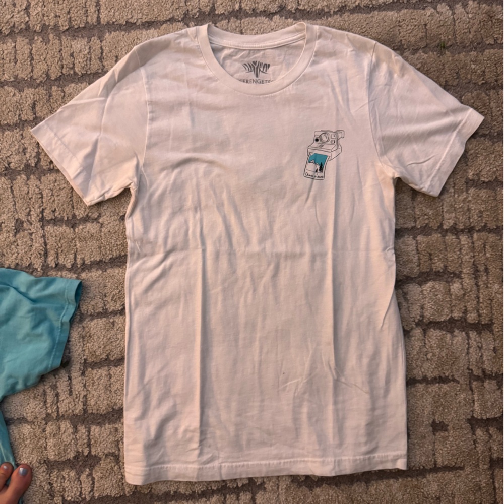 Serengetee White Graphic Photograph Short Sleeve Tee